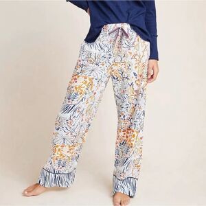 Anthropologie Vikki Chu Pastoral Animals Giraffe Zebra Horse Flannel Sleep Pants